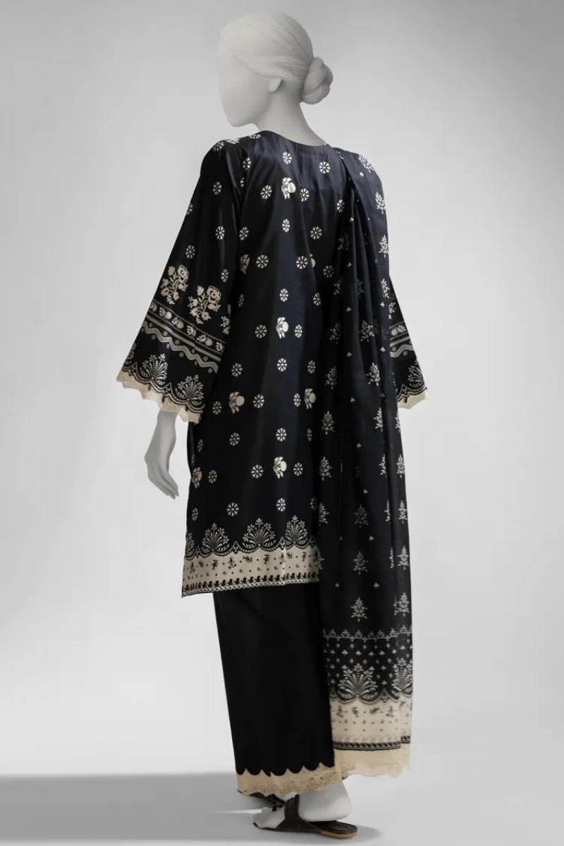 SH-JUNAIDJAMSHED-011