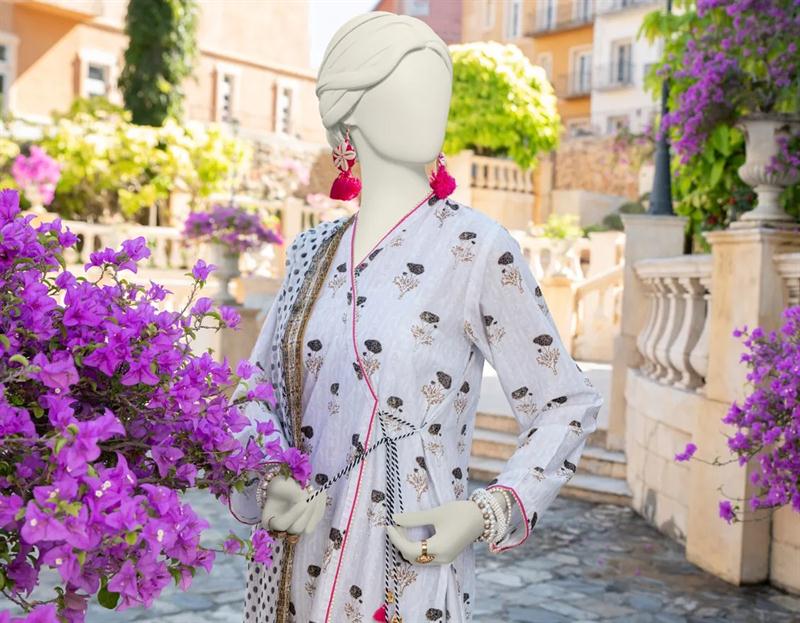 SH-JUNAIDJAMSHED-016