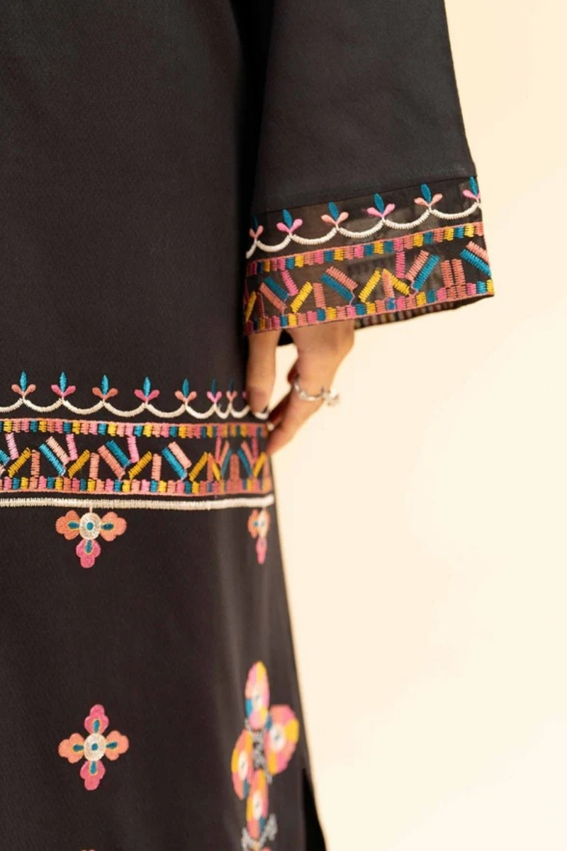 SH-NISHAT-012