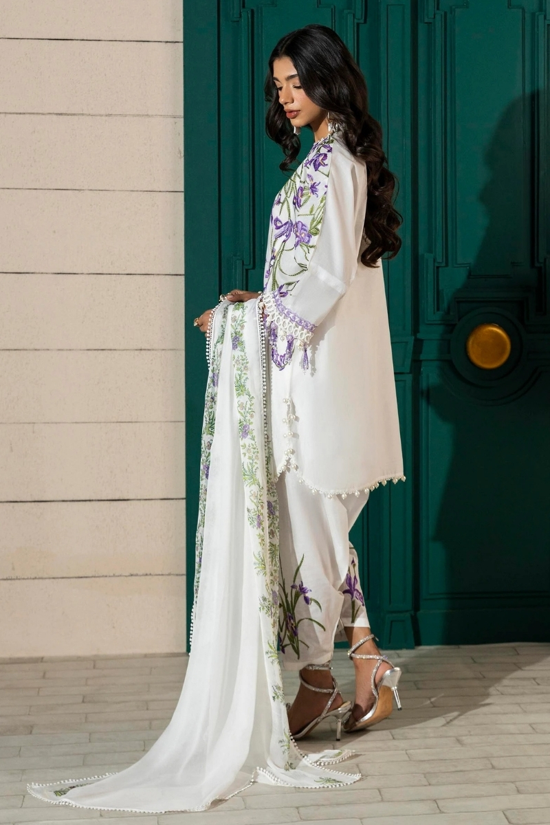 SH-SANASAFINAZ-019